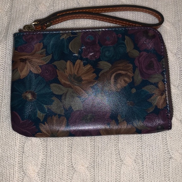 Patricia Nash Reale Wristlet - Picture 1 of 4
